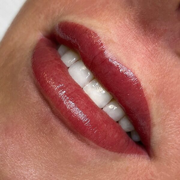 Huulte püsimeik - Lemmie Beauty 